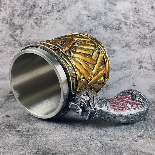 Bierkrug aus Edelstahl mit Patronen-Design