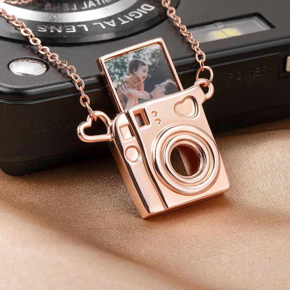 Personalisierte Mini-Kamera-Kettenanhänger mit ausziehbarem Foto ist ein bezauberndes Geschenk für Fotoliebhaber