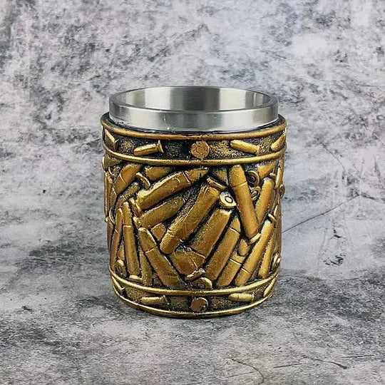 Bierkrug aus Edelstahl mit Patronen-Design