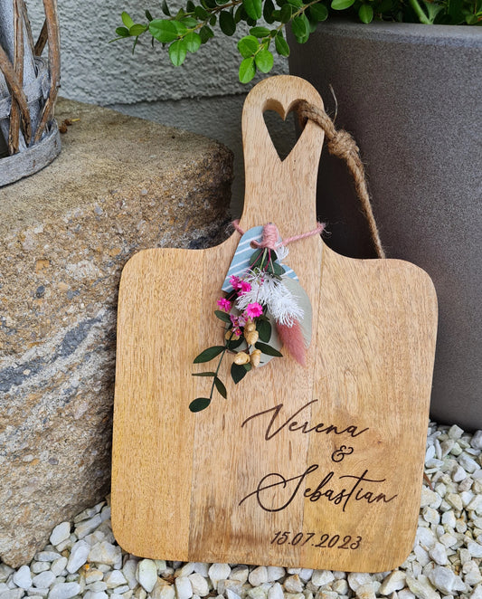 Hochzeit: Küchenbrett HERZENSMENSCH mit Wunschtext