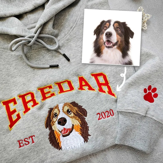 Personalisierter Hundepullover mit gesticktem Hundenamen
